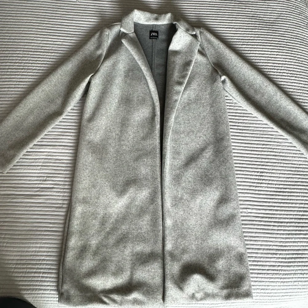 Zara jacket - Picture 1 of 3